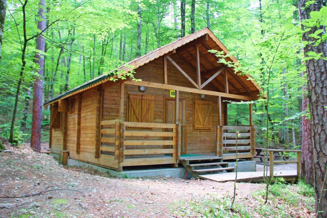 Hostal Habitat Mesire Mengen Exterior foto