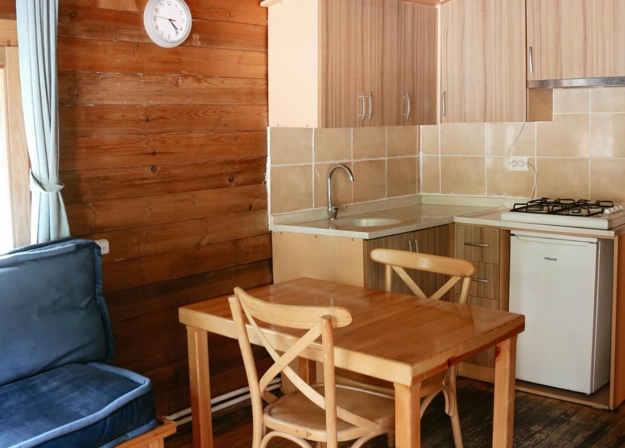 Hostal Habitat Mesire Mengen Exterior foto