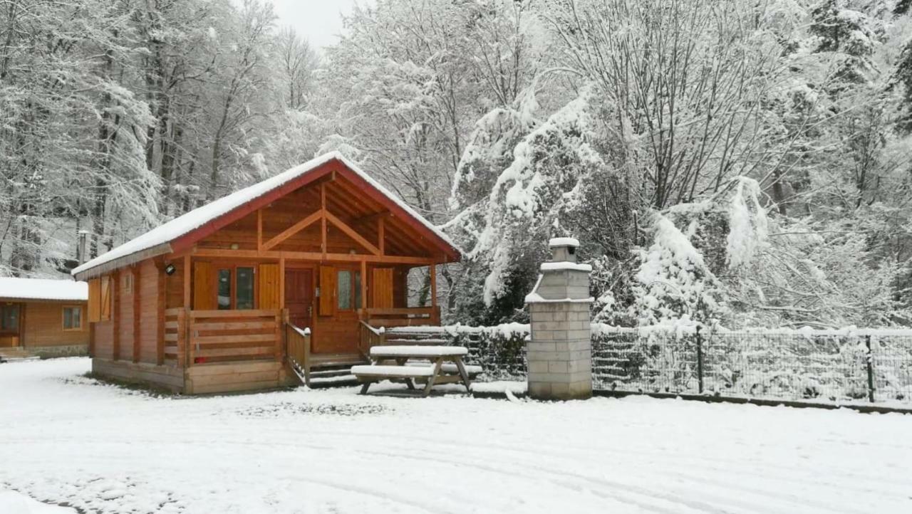 Hostal Habitat Mesire Mengen Exterior foto